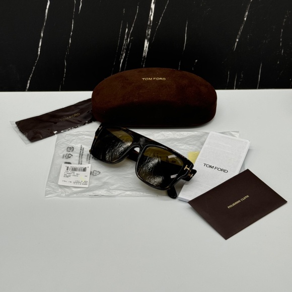 NEW TOM FORD TF907 48J UNISEX SUNGLASSES TOM FORD DUNNING-02 FT0907/S - Picture 10 of 10